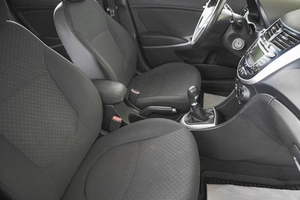 Хетчбэк Hyundai Solaris 2012 года, 749000 рублей, Кемерово