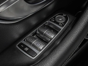 Седан Mercedes-benz E-класс 2019 года, 3550000 рублей, Краснодар