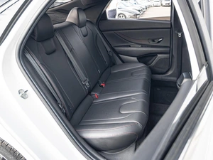 Седан Hyundai Elantra 2020 года, 1850000 рублей, Краснодар