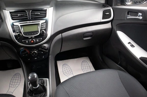 Седан Hyundai Solaris 2011 года, 809000 рублей, Оренбург