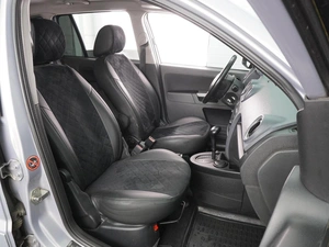 Хетчбэк Ford Fusion 2012 года, 899000 рублей, Воронеж