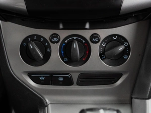 Хетчбэк Ford Focus 2011 года, 929000 рублей, Тюмень