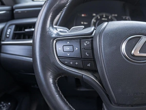 Седан Lexus ES 2018 года, 3650000 рублей, Краснодар