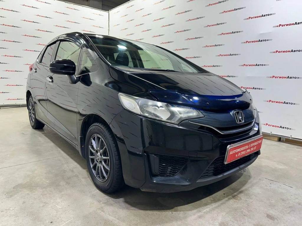 Хетчбэк Honda Fit 2014 года, 849000 рублей, Красноярск