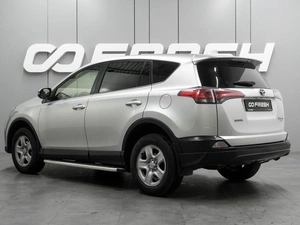 Внедорожник Toyota RAV4 2015 года, 1834000 рублей, Воронеж
