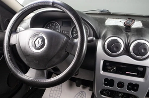 Седан Renault Logan 2013 года, 409000 рублей, Оренбург