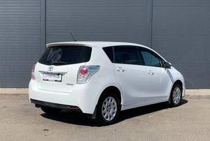 Минивэн Toyota Verso 2014 года, 1585000 рублей, Солонцы