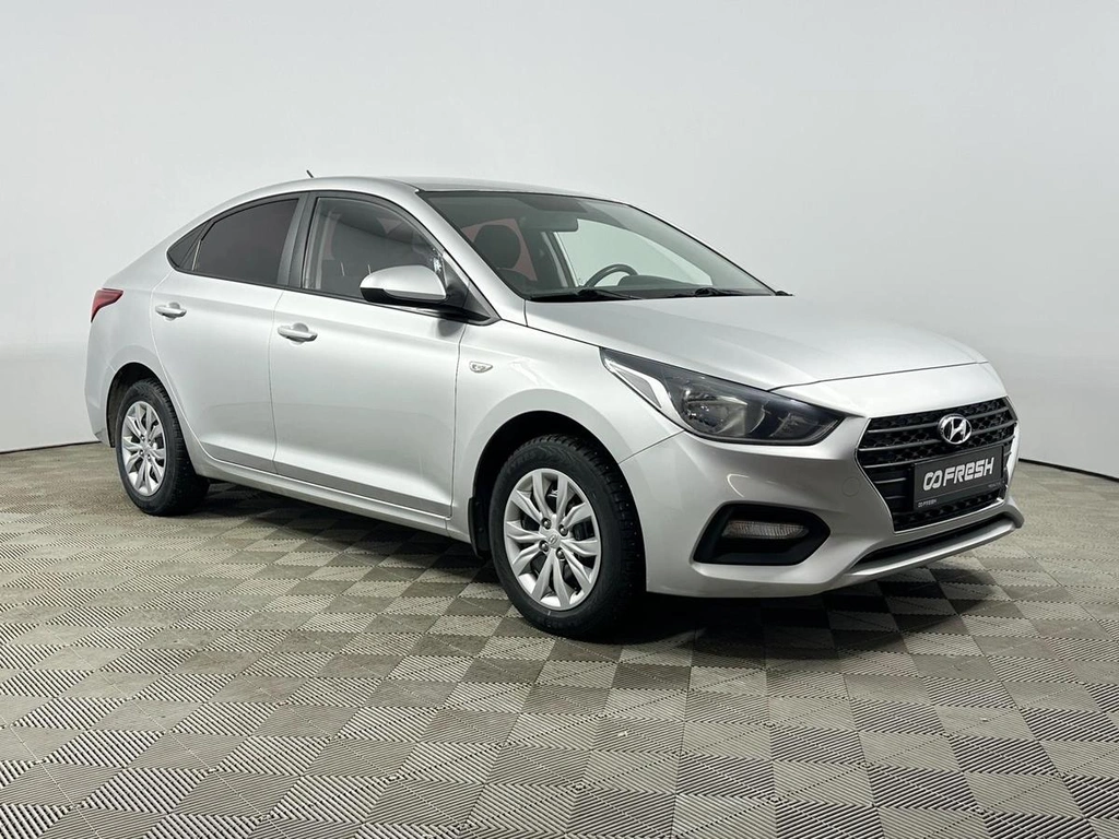Седан Hyundai Solaris 2019 года, 1337900 рублей, Казань