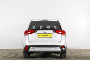 Внедорожник Mitsubishi Outlander 2020 года, 2359000 рублей, Тюмень