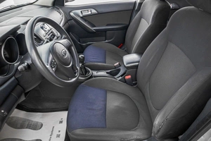 Седан Kia Cerato 2010 года, 749000 рублей, Барнаул