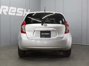 Хетчбэк Nissan Note 2016 года, 1080000 рублей, Омск