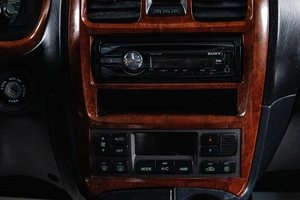 Седан Hyundai Sonata 2011 года, 889000 рублей, Сургут