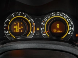 Хетчбэк Toyota Auris 2012 года, 949000 рублей, Воронеж