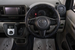 Хетчбэк Toyota Passo 2015 года, 919000 рублей, Омск