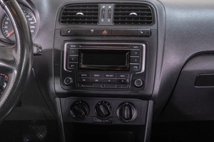 Седан Volkswagen Polo 2015 года, 849000 рублей, Томск