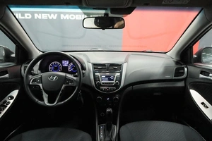 Седан Hyundai Solaris 2014 года, 1295000 рублей, Курск