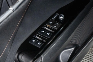 Седан Toyota Camry 2018 года, 2799000 рублей, Сургут