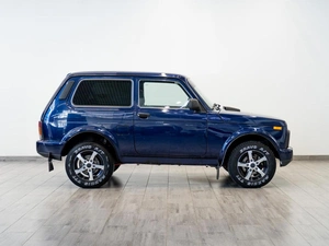 Внедорожник ВАЗ (LADA) 4x4 (Нива) 2016 года, 599000 рублей, Саратов