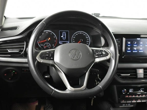 Лифтбек Volkswagen Polo 2021 года, 1638200 рублей, Казань