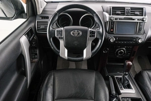 Внедорожник Toyota Land Cruiser Prado 2013 года, 3799000 рублей, Красноярск