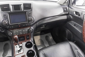 Внедорожник Toyota Highlander 2010 года, 2149000 рублей, Барнаул