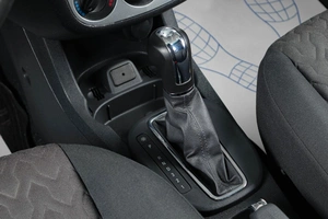 Хетчбэк Opel Corsa 2013 года, 839000 рублей, Тюмень