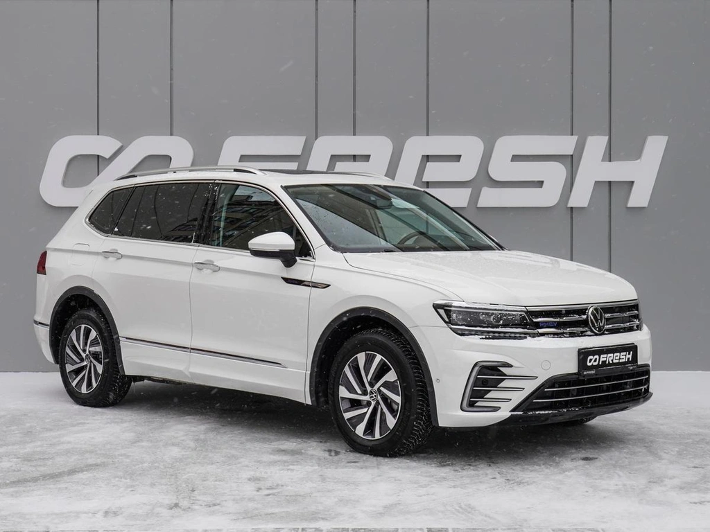 Внедорожник Volkswagen Tiguan L 2020 года, 3798000 рублей, Краснодар