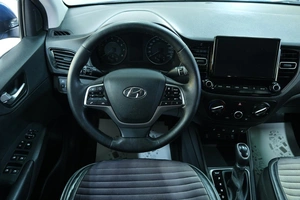 Седан Hyundai Solaris 2021 года, 1719000 рублей, Омск