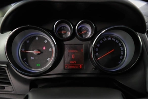 Минивэн Opel Zafira 2012 года, 949900 рублей, Казань