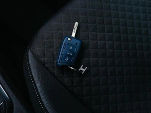 Внедорожник Volkswagen Tiguan 2020 года, 2000000 рублей, Красноярск