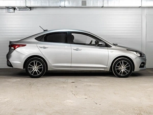Седан Hyundai Solaris 2019 года, 1537000 рублей, Ставрополь