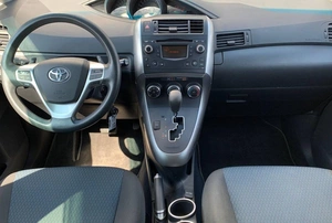 Минивэн Toyota Verso 2014 года, 1585000 рублей, Солонцы