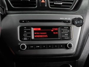 Седан Kia Rio 2017 года, 990000 рублей, Тюмень