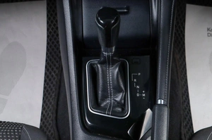Хетчбэк Toyota Auris 2015 года, 1319000 рублей, Челябинск