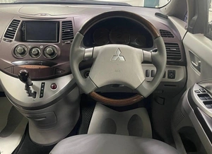 Минивэн Mitsubishi Grandis 2003 года, 540000 рублей, Ачинск