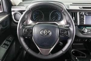 Внедорожник Toyota RAV4 2015 года, 2139000 рублей, Пермь