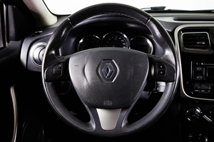 Хетчбэк Renault Sandero 2016 года, 859000 рублей, Пермь