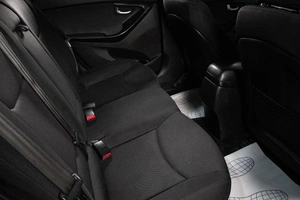 Седан Hyundai Elantra 2014 года, 979000 рублей, Сургут