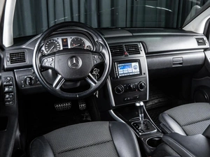 Хетчбэк Mercedes-benz B-класс 2011 года, 755000 рублей, Волгоград