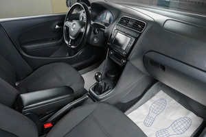 Седан Volkswagen Polo 2017 года, 1369000 рублей, Тюмень