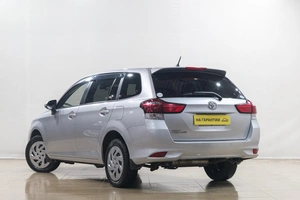 Универсал Toyota Corolla Fielder 2018 года, 1499000 рублей, Новокузнецк