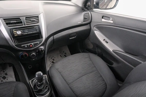Седан Hyundai Solaris 2014 года, 679000 рублей, Красноярск