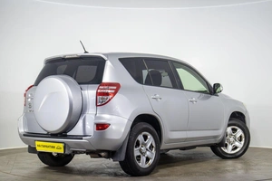 Внедорожник Toyota RAV4 2012 года, 1449000 рублей, Оренбург