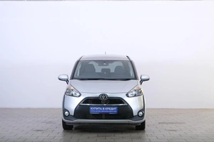 Минивэн Toyota Sienta 2015 года, 1199000 рублей, Омск