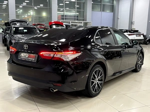 Седан Toyota Camry 2019 года, 2687000 рублей, Солонцы