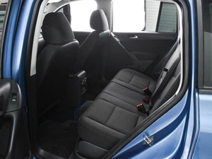 Внедорожник Volkswagen Tiguan 2011 года, 1049000 рублей, Воронеж