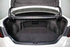 Седан Toyota Camry 2015 года, 2159000 рублей, Сургут