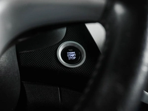 Седан Hyundai Solaris 2011 года, 749000 рублей, Воронеж