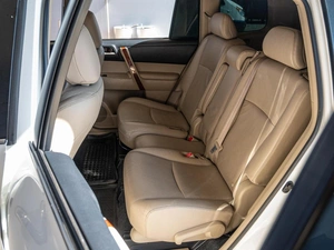 Внедорожник Toyota Highlander 2012 года, 2420000 рублей, Краснодар