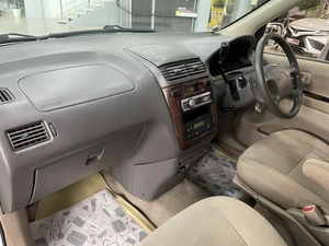 Минивэн Toyota Ipsum 1999 года, 687000 рублей, Солонцы